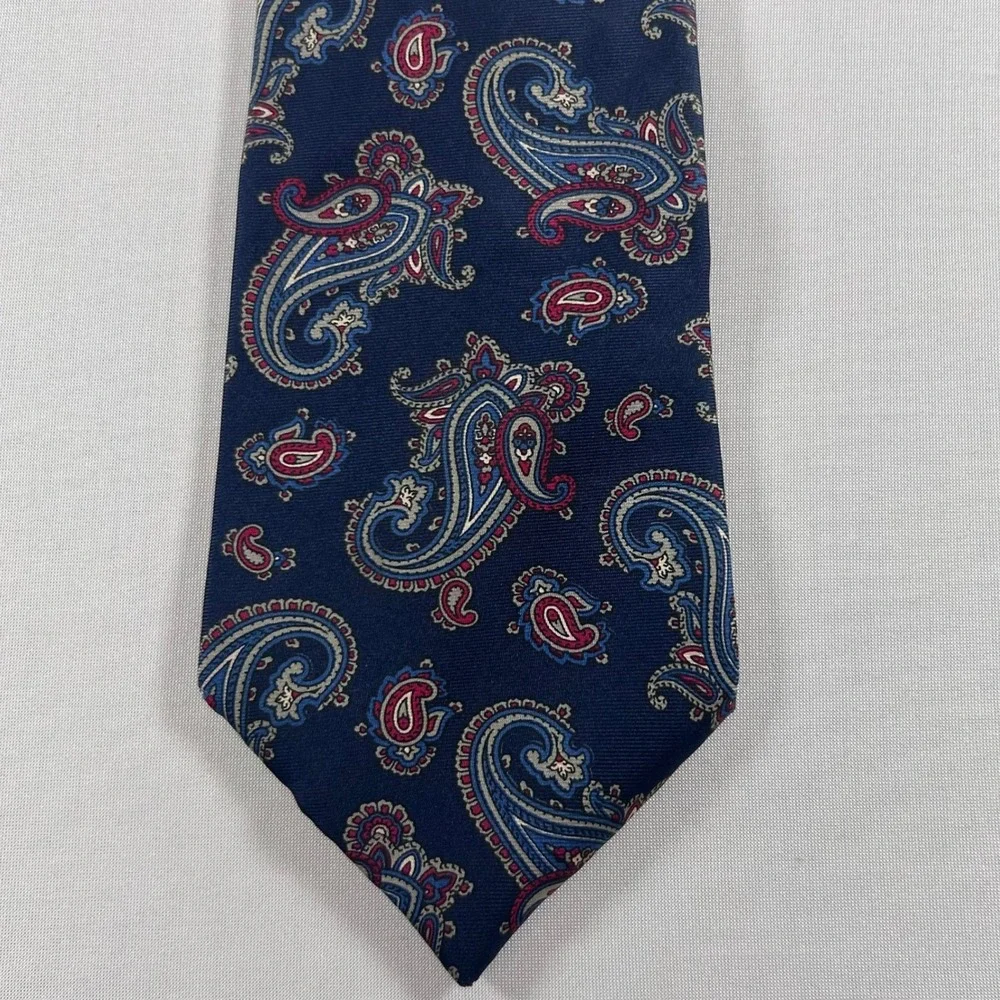 Christian Dior Necktie Mens Navy Blue Paisley 100% Silk Woven Italy Made in USA
